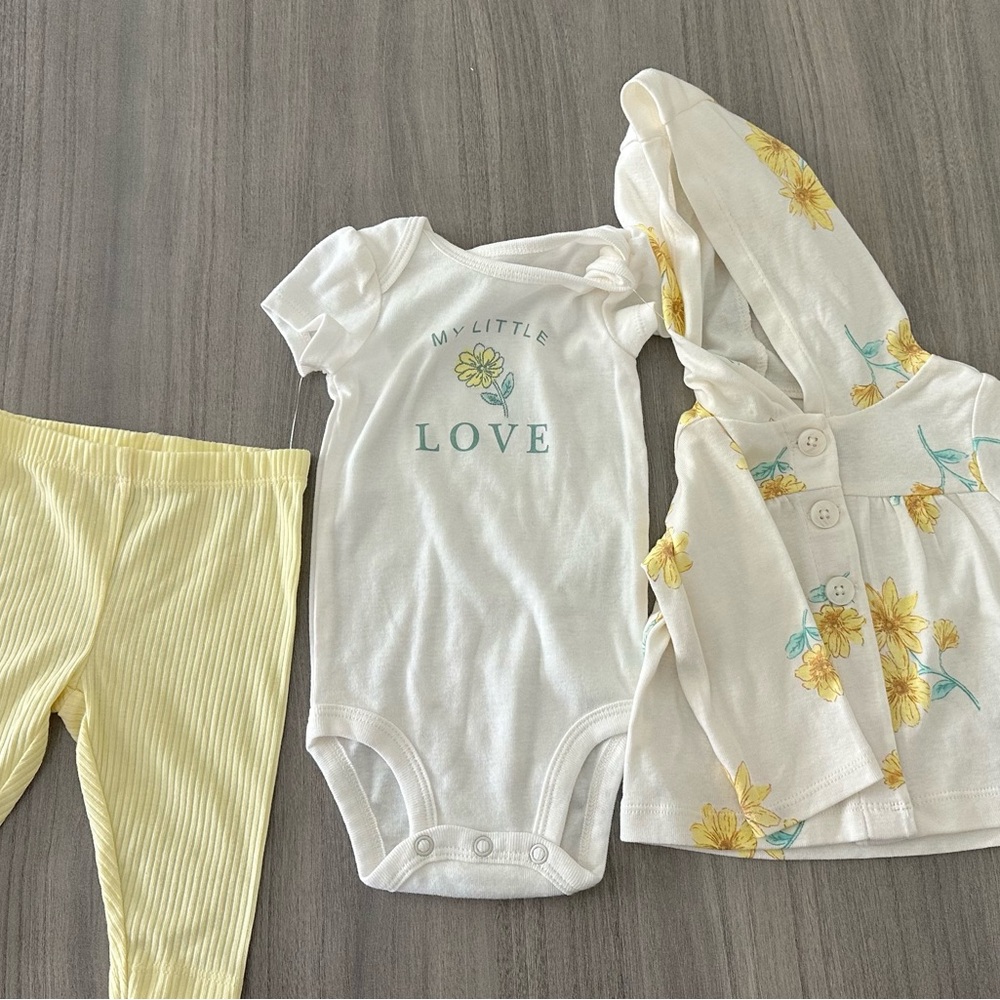 Carter's White and Yellow Baby Outfit